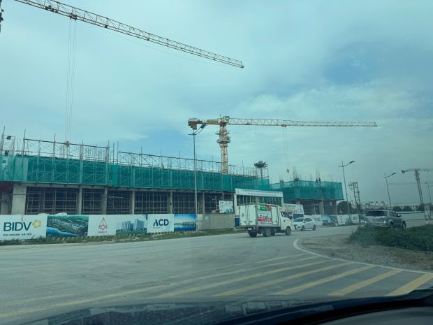 Bán nhà phố 5 tầng ngay chung cư tasecoland 21 tầng, sổ sẵn 6819024