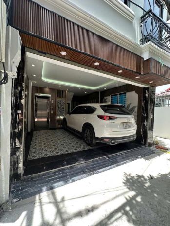Bán nhà ngô gia tự 40m 6 tầng mt5.1m thang máy lô góc gara 6821825
