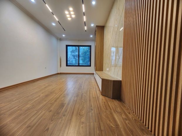 Xuân phương- ngõ thông- ô tô qua nhà- thang máy xịn xò- giá 6822025