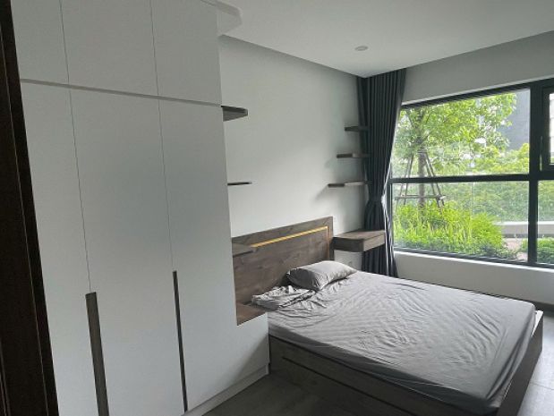 Cần share 1 phòng trong căn hộ diamond  celadon city, tân 6822820