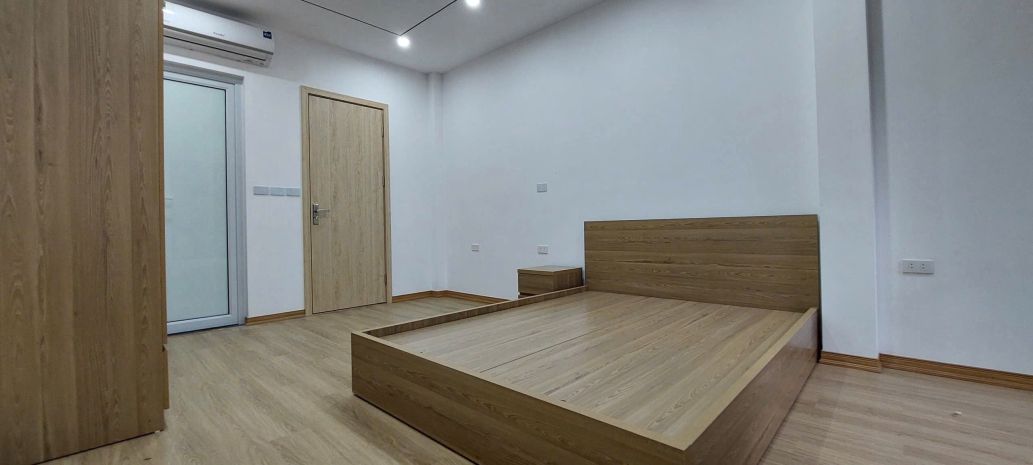 Cho thuê nhà nguyên căn ngõ 188 phố vọng, 30m2 x 5 tầng, 3 6822876