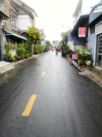 Hẻm xe hơi 1  đường bưng ông thoàn , p phước long b , 6823230
