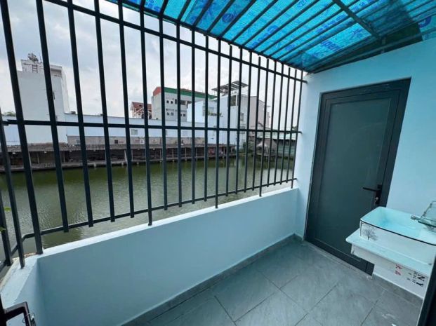 Hẻm xe hơi 1  đường bưng ông thoàn , p phước long b , 6823232
