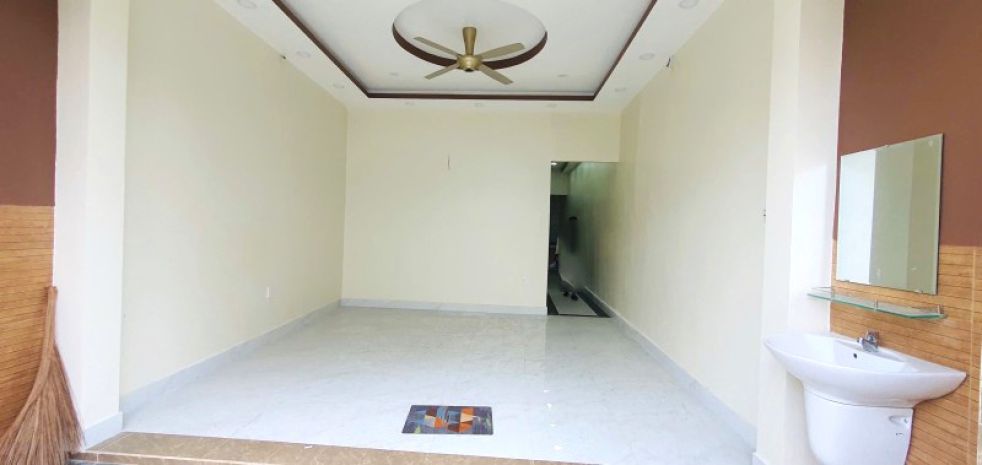 Mặt tiền hiếm linh xuân thủ đức 68m²  giá rẻ 4,6 tỷ gần 6823345