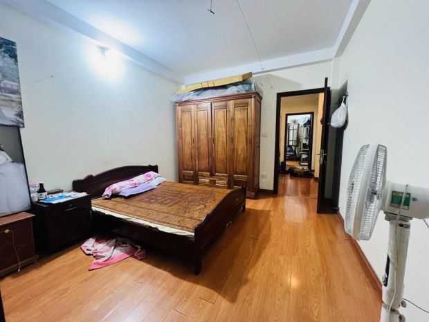 Bán nhà xuân đỉnh 43m2, 5 tầng, thang máy, ô tô vào nhà, 6823719