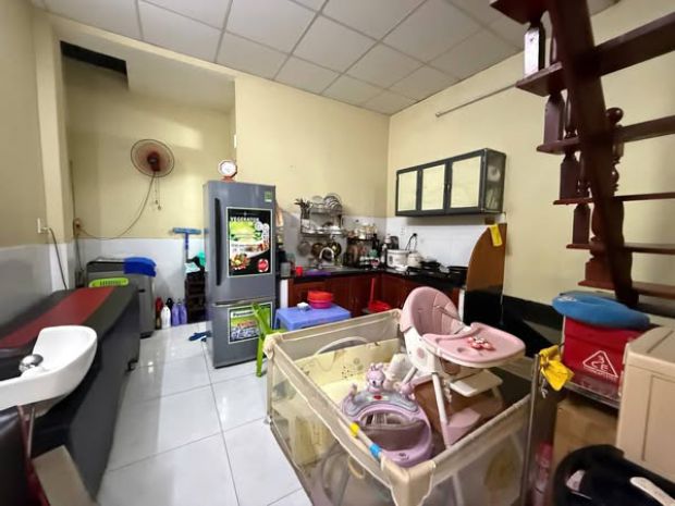 Nhà hxh đường phan đình phùng quận phú nhuận phường 1 cũ 6823790