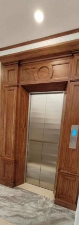 Cho thuê nhà mới, hai cửa đi, đội cấn, thang máy vỉa hè 6823992