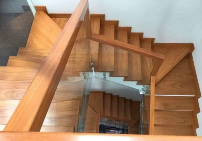 Cho thuê nhà mới, hai cửa đi, đội cấn, thang máy vỉa hè 6823993