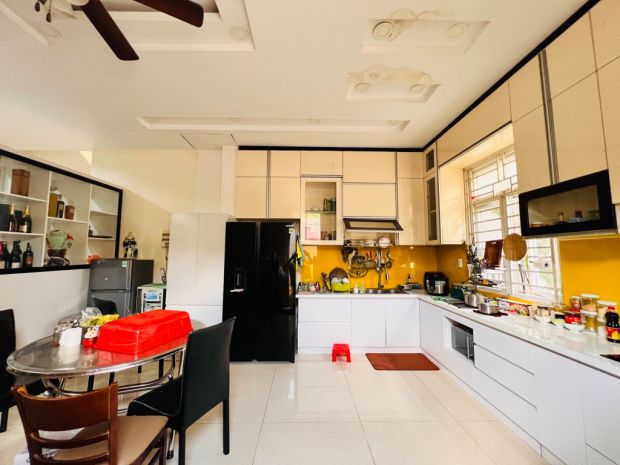 Bán nhà măt tiên nguyễn ảnh thủ q.12: 280m2, 8m mặt tiền, 6824337