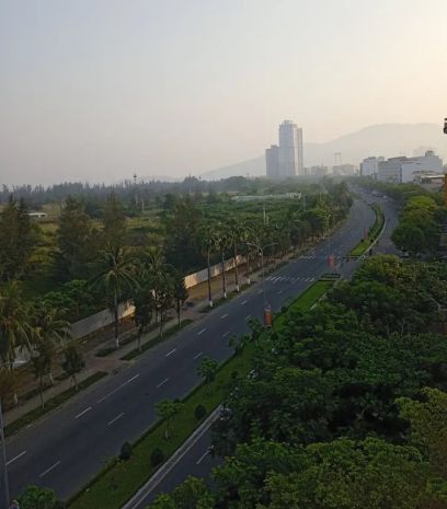 Giá rẻ - nhà 3 tầng, dt 125m2  mặt phố biển nguyễn tất 6825410