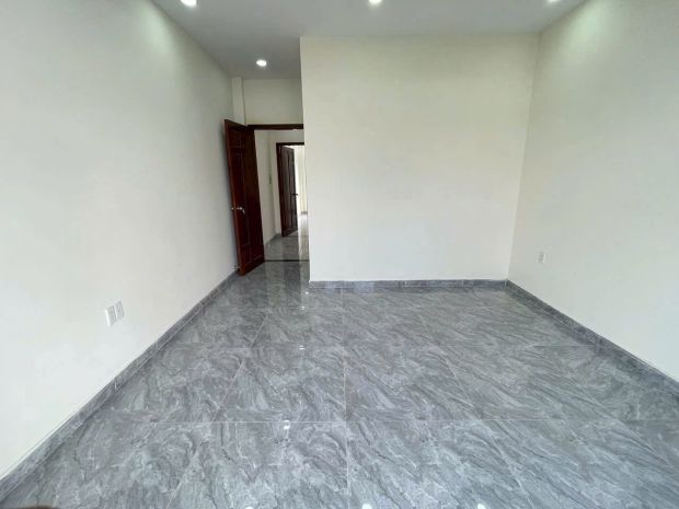 Bán nhà 3 lầu mặt tiền hẻm 686 quốc lộ 13, hiệp bình phước 6825605