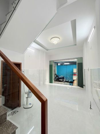 Nhà bán  khu chợ vải tân bình  hẻm xe tải  4 tầng 6825782
