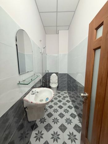 Nhà bán  khu chợ vải tân bình  hẻm xe tải  4 tầng 6825783