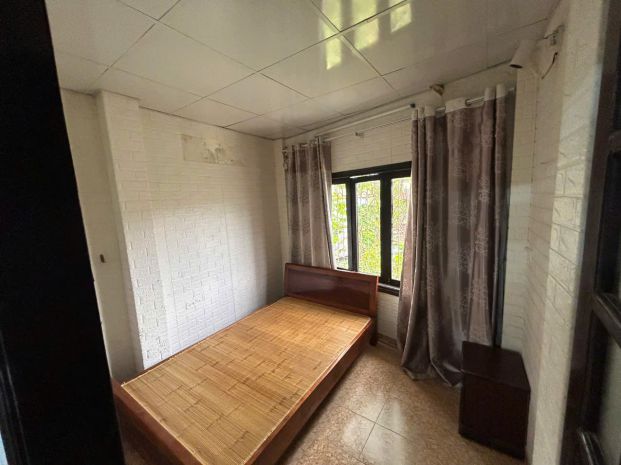 Cho thuê căn hộ tập thể tầng 5 huỳnh thúc kháng, 80m2, 3 6825882