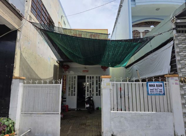 Nhà đẹp - giá tốt - chính chủ bán nhà tại 106 quản cơ 6826010