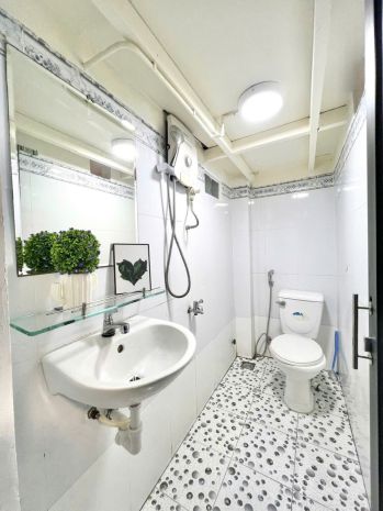 Bán nhà mặt tiền 463b cmt8, p13, q10 6828812