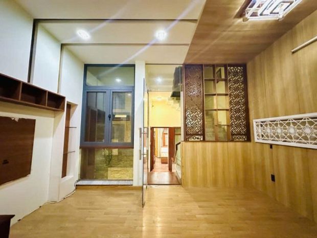 Bán nhà mặt tiền kinh doanh cống lở - gần phan huy ích, 6829195