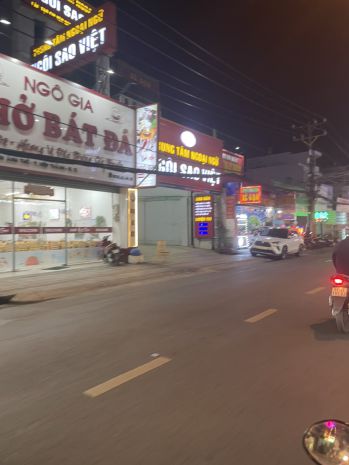 Bán nhà mặt tiền 4,9x28m giá 12,5 tỷ đường nguyễn ảnh thủ 6830473