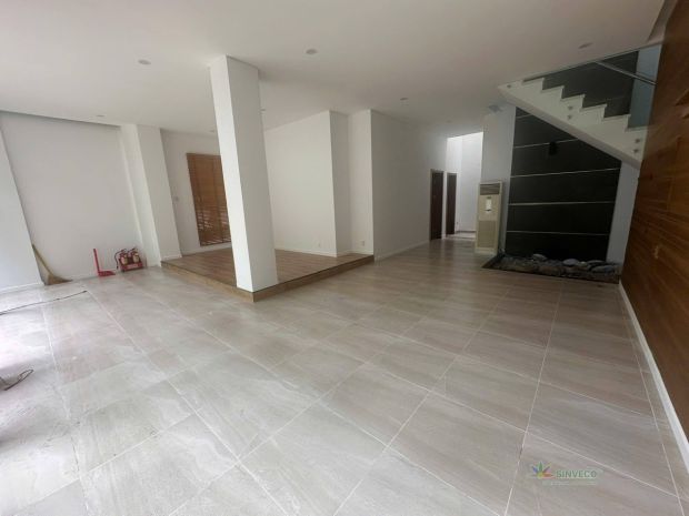 Chính chủ bán hxh lê văn sỹ, p.13, q.3: dt 15x18m, giá tốt 6830717