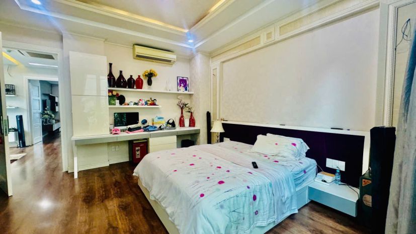 Bán gấp biệt thự himlam tân hưng , quận 7
hầm, 4 lầu , 6831363