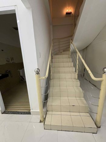 Cho thuê nhà mặt tiền tân sơn nhì  64m², 3lầu -khu dịch vụ 6832056