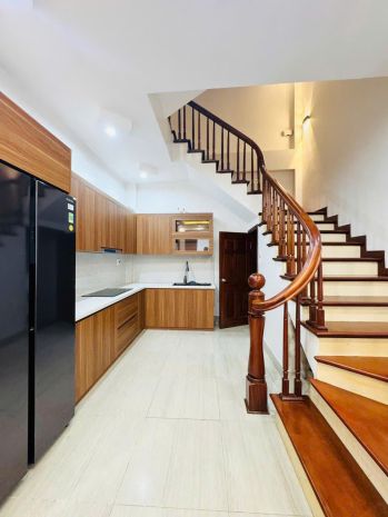 Bán nhà 35m², 5 tầng ngọc thụy long biên 6832096