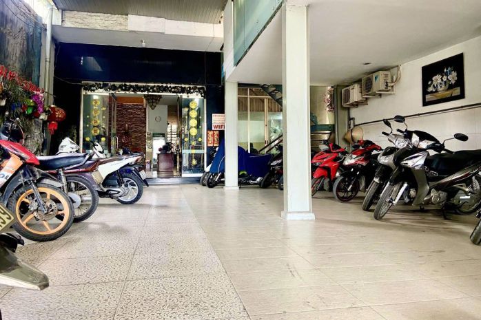 Bán khách sạn gần ngã 4 bà điểm hm cần tìm chủ mới 14ty 6832261