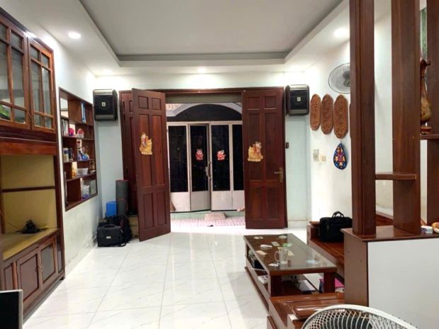Hiếm! bán nhà 2 tầng sổ hồng riêng thủ đức  68m², sát mặt 6832381