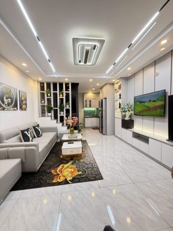 Bán  nhà giải phóng,  hoàng mai - nhà đẹp  xây cốt thép bê 6833048