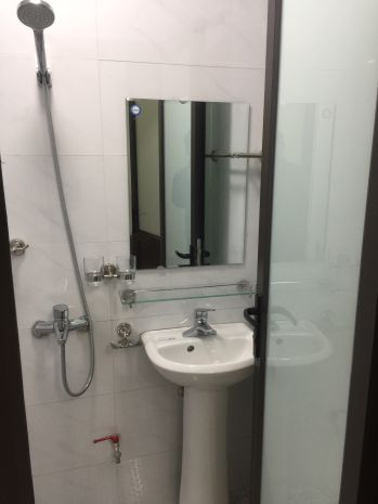 Cho thuê căn hộ khép kín tầng 2, 3 nhà 3 tầng 6833570