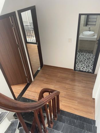 Cho thuê nhà 5 tầng vừa xây xong  kim chung, hoài đức , hà 6833750