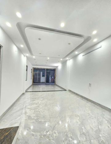 Đối diện aeon mall - lô góc - thang máy - gara ô tô - 55m 6834060