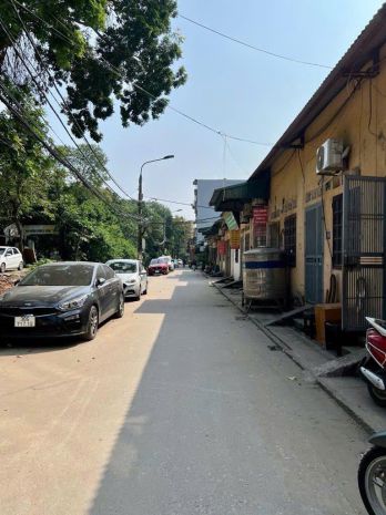 Nhà thuộc khu cán bộ phân lô đẹp - giá tốt - vị trí đắc địa 6834143
