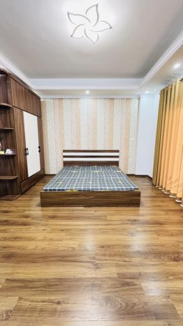 Hot - nhà đẹp khương hạ - gần ô tô tránh - 5 tầng giá chỉ 6834274