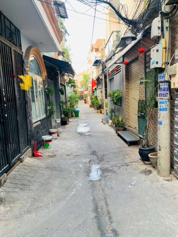 Nhà 2 tầng_57m _ hẻm xe hơi_hẻm sạch đẹp an ninh 6834394