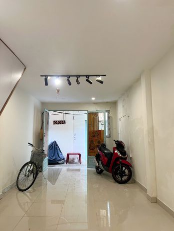 Nhà 2 tầng nở hậu xe ba gác tới cửa hẻm 125 nguyễn thị tần 6834421