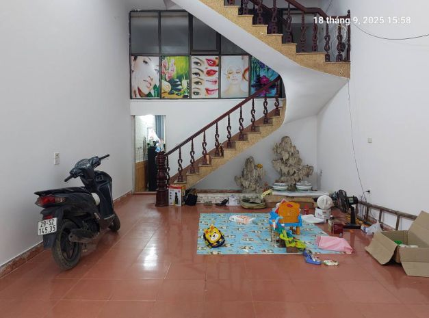 Mặt phố vân nội, chủ nhờ bán nhà, 65m2, mt5m, 4t, 4n, 1 gác 6834534