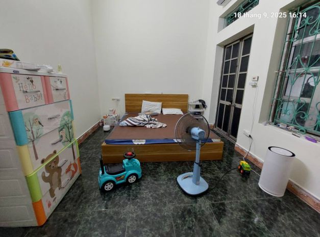 Mặt phố vân nội, chủ nhờ bán nhà, 65m2, mt5m, 4t, 4n, 1 gác 6834539