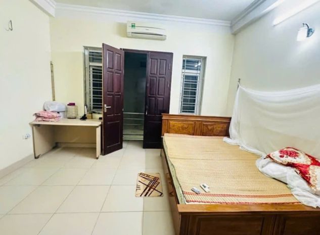 Hiếm  phố hồ tùng mậu, nhà dân xây chắc chắn, ô tô gần  5 6834677