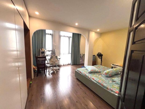 Bán nhà phân lô, nguyên hồng , ô tô tránh, vỉa hè- mt 5m - 6835261