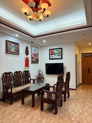 Cho thuê căn hộ tập thể tầng 4 ngõ 15 nguyễn an ninh,  80m 6835677