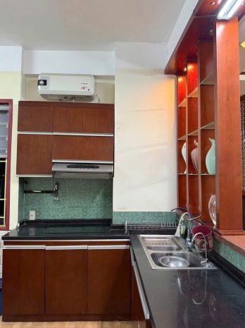 Cho thuê căn hộ tập thể tầng 4 ngõ 15 nguyễn an ninh,  80m 6835680