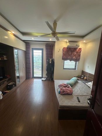Ô tô đỗ cửa trung tâm thanh xuân 32 m, 6 tầng, 4 ngủ, phân 6835913