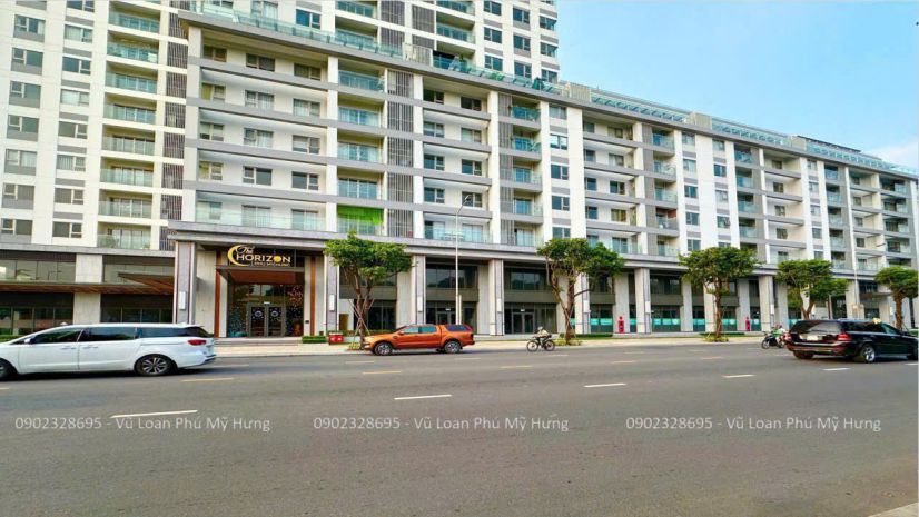 Giá bán shop khối đế tại trung tâm hồ bán nguyệt phú mỹ hưng 6836170