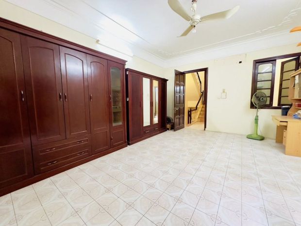 Bán nhà đào tấn, khu vip, 110m phù hợp xây apartment, chỉ 6838570