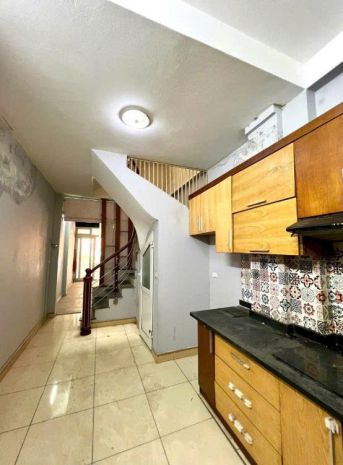 Chính chủ cho thuê nhà mặt đường 4 tầng kinh doanh mọi mô 6839006