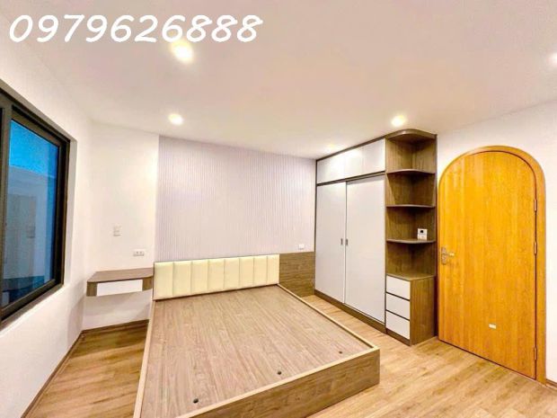Bán nhà trường chinh  7 tầng thang máy  20m ra phố , 6839680
