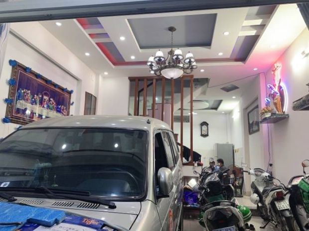 Bán nhà hxh 8m 52m2 4,6m x 11m có vỉa hè rộng thuận tiện 6839950