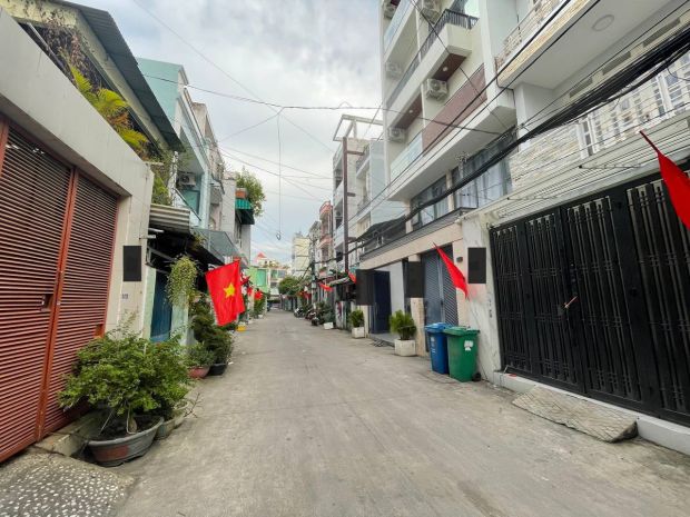 Bán nhà đường khuông việt - 96m2, 4tầng - hẻm 7m xe tải 6840295