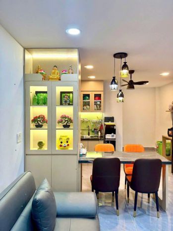 Nhà 3 tầng đẹp  trần thị điệu - trung tâm phước long b - 6840627